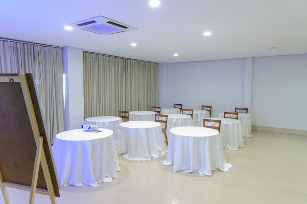 Pumma Business Hotel Canaa dos Carajas Exterior photo